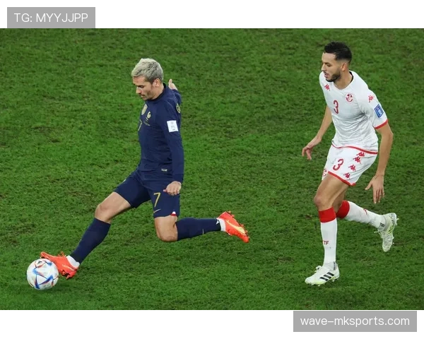 格列兹曼持续展现领袖风采,为球队注入新活力表现抢眼 格列兹曼持续展现领袖风采,为球队注入新活力表现抢眼