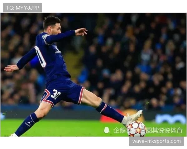 拜仁慕尼黑防守体系漏洞频出，球队稳定性面临考验，表现逐步受到制约。