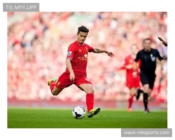 杜埃 vs 迪巴拉：脚下技术细腻度与实战应用对比