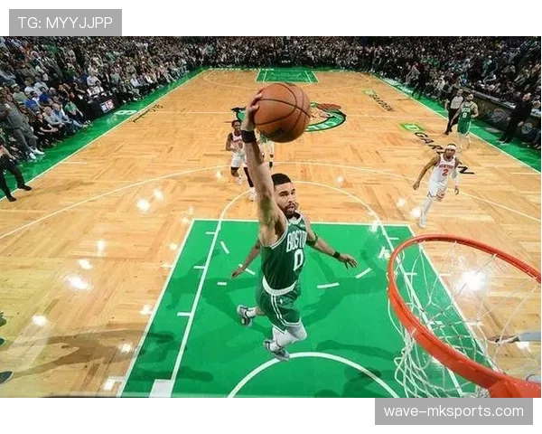 杰森·塔图姆挡拆拉开防线提升关键时刻得分效率