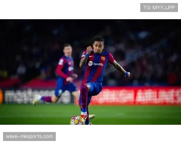 拉菲尼亚这日常生活居然比绿卡还难办？球场外霸道侧漏起飞了！